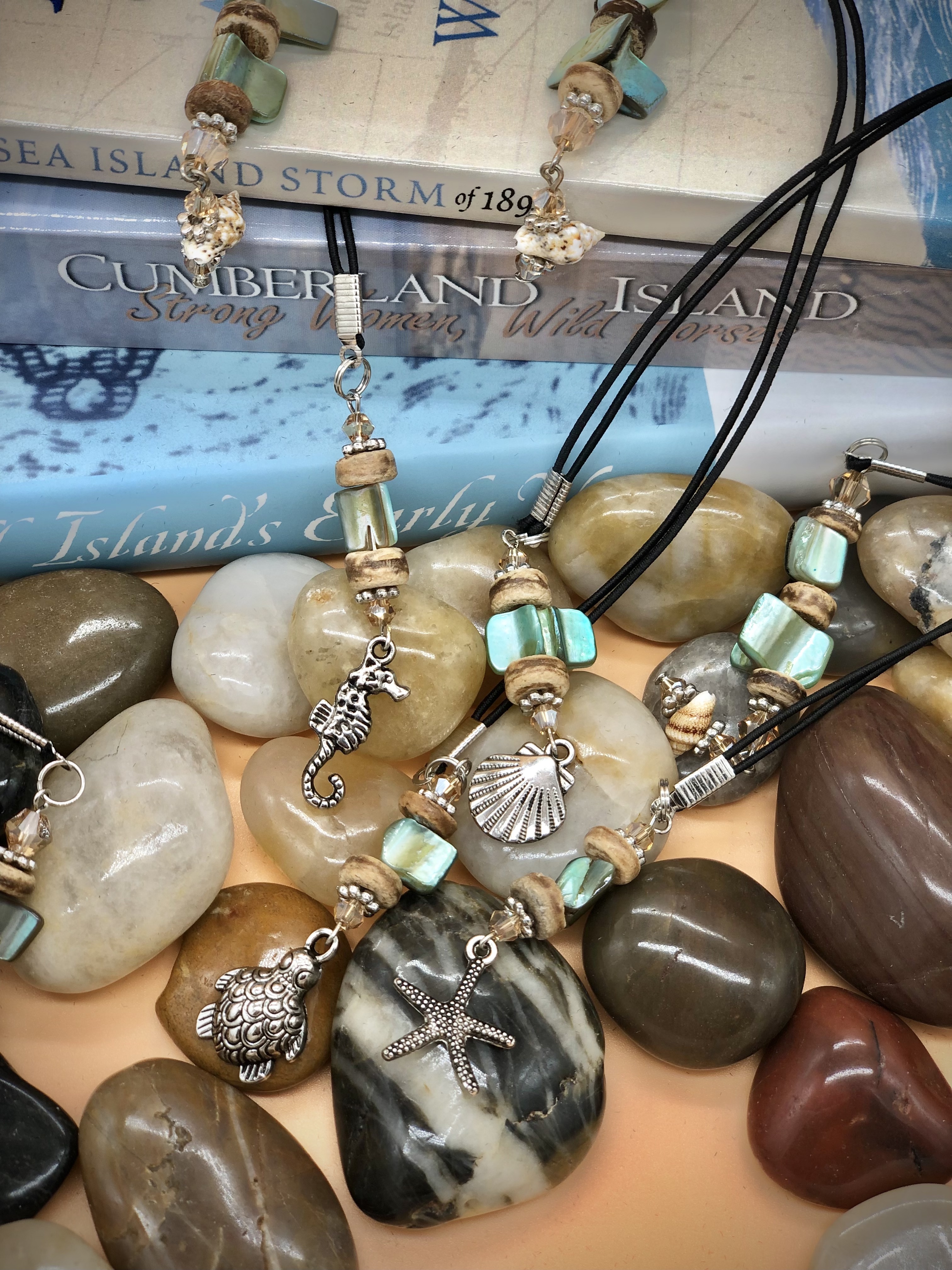 Ocean Book Charm - Sea Horse
