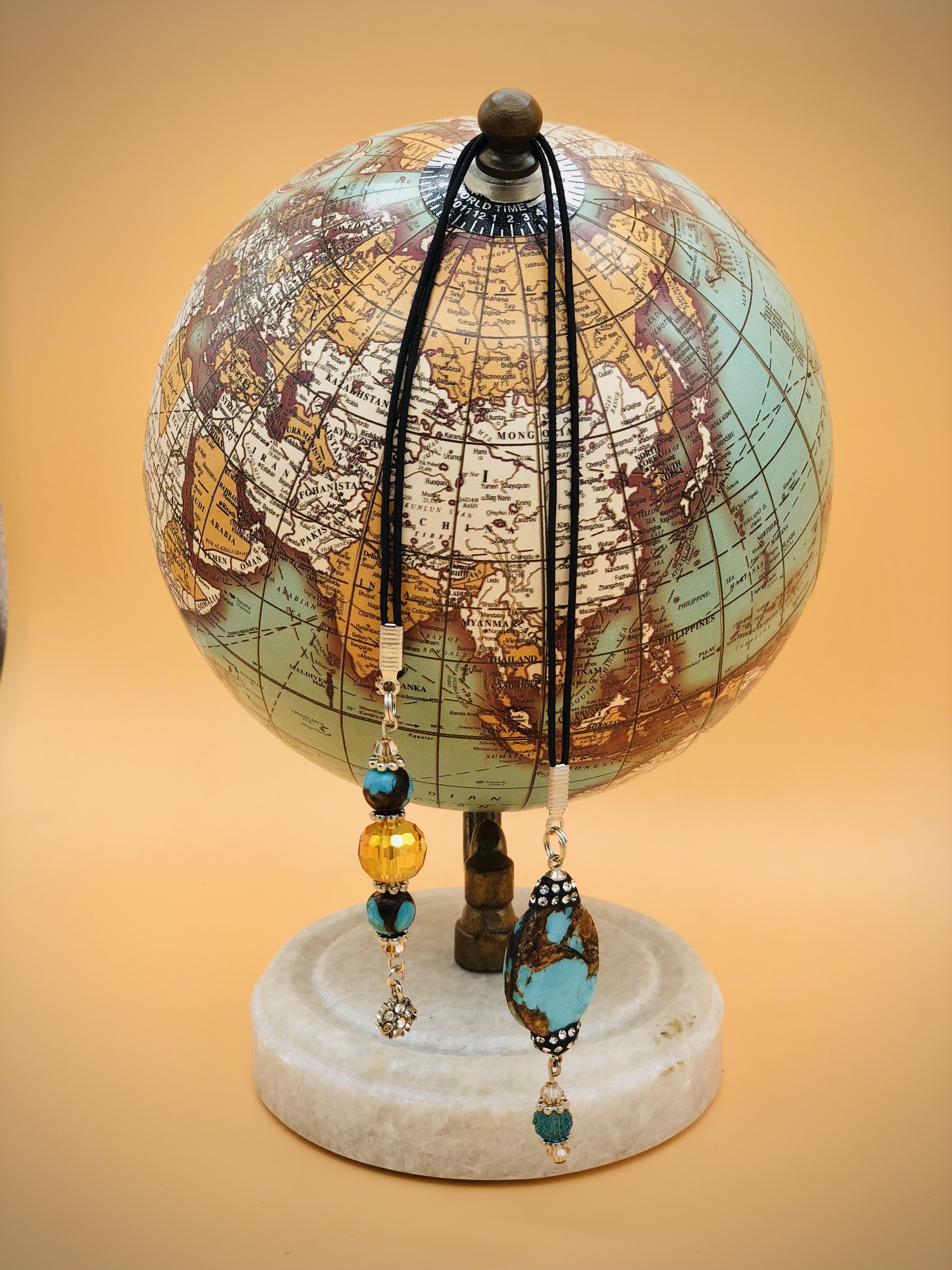 Elegant Earth