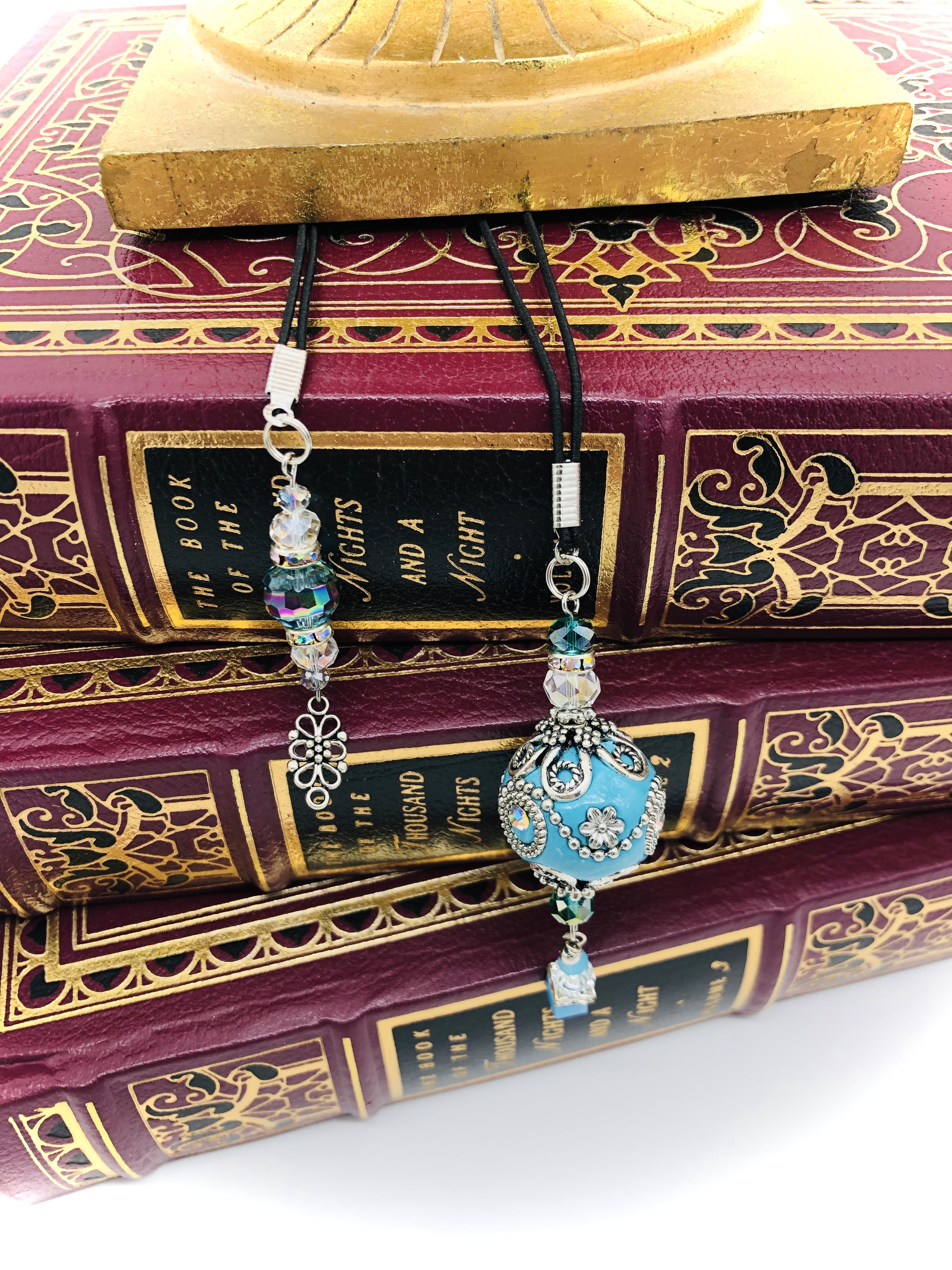 A Whole New World of Turquoise - Large bead